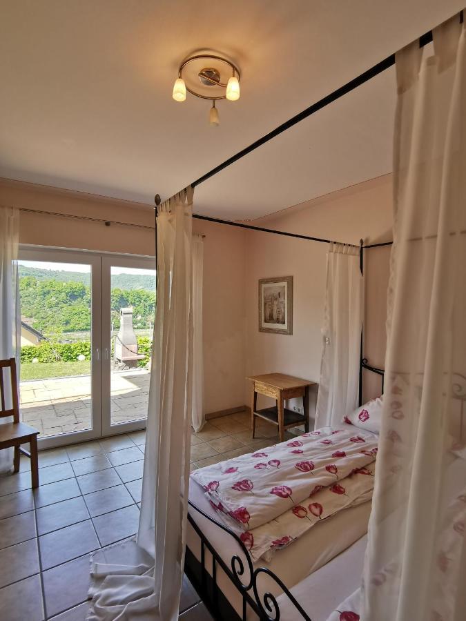 Weingut Amlinger&Sohn Apartamento Neef Exterior foto