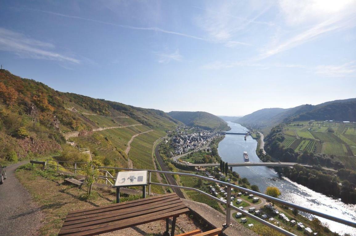 Weingut Amlinger&Sohn Apartamento Neef Exterior foto
